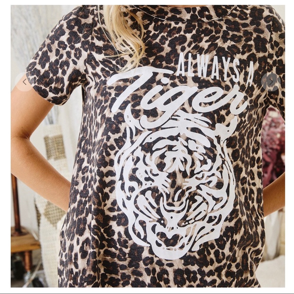 Fabulous animal print tunic top - Picture 2 of 5